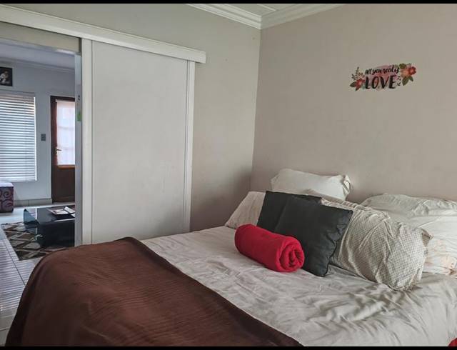 1 BEDROOM COMPLEX FOR SALE IN MORNINGHILL